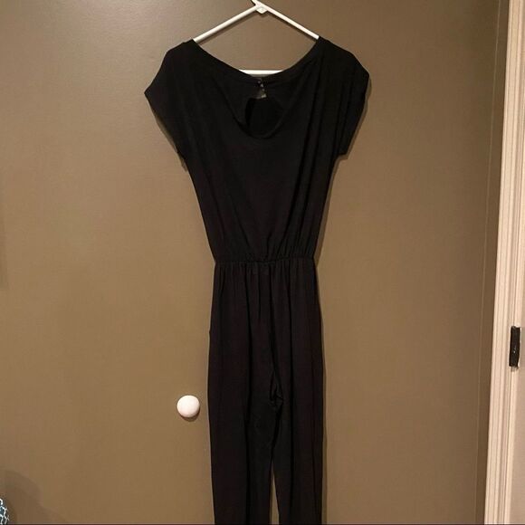 Angashion Black Jumpsuit Size Med NWT - Picture 5 of 10